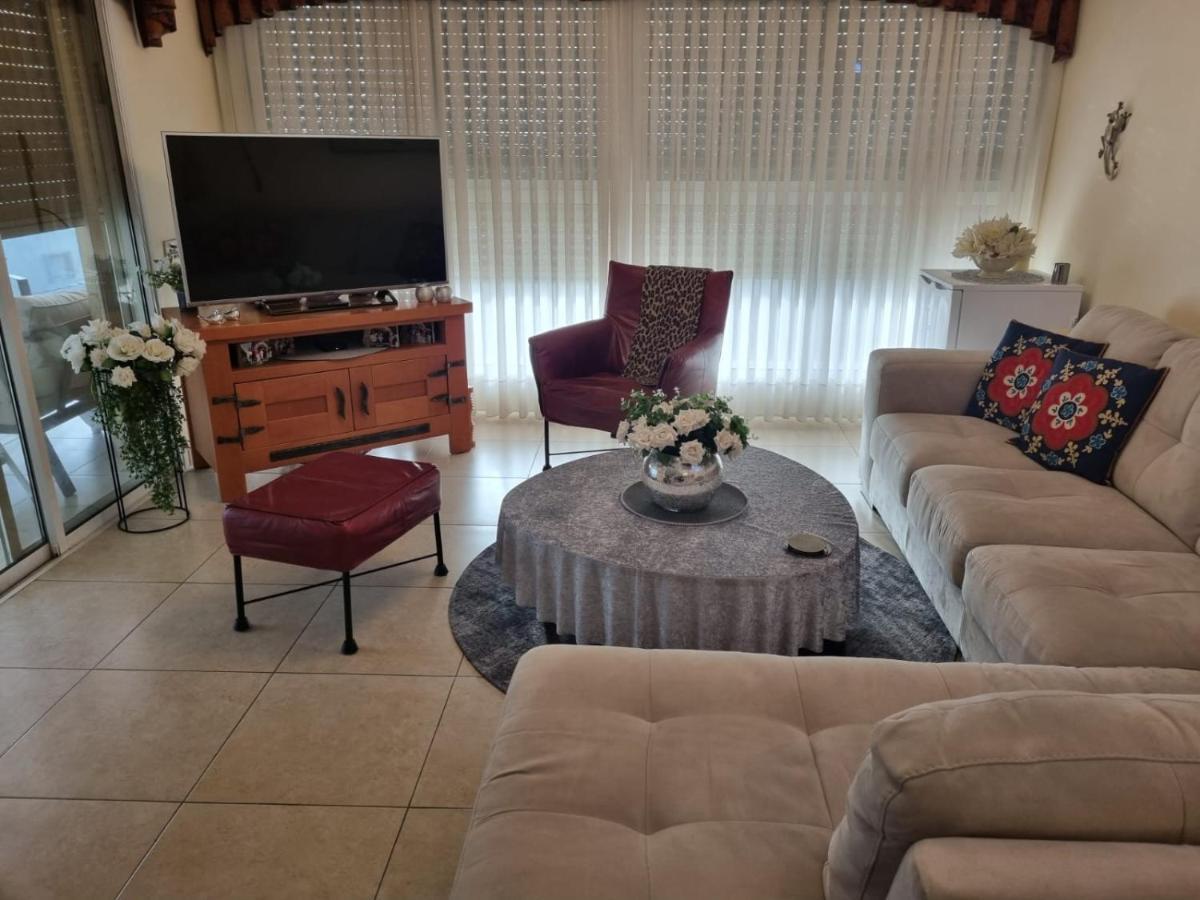 הבית בבלפור Nahariya Exterior foto